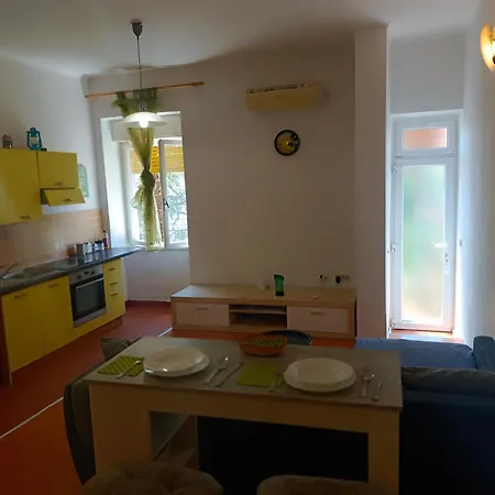 Apartment Doris 2 Rijeka